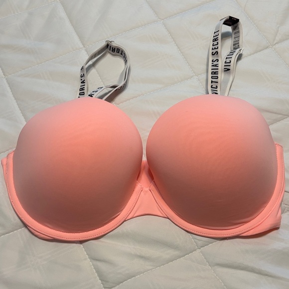 Victoria's Secret Light Pink Strapless Bra - Picture 1 of 2